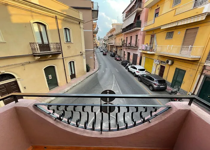 Casa Sarahouse Giardini-Naxos